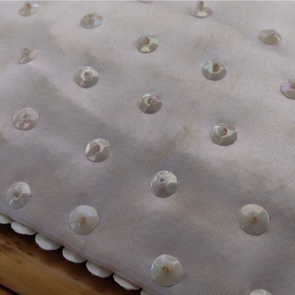 EUC VINTAGE K. GIMBAL White Beaded & Sequin Clutch Made in Hong Kong - Picture 5 of 9